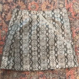 Red Dress Boutique Snakeskin Skirt Size Medium
